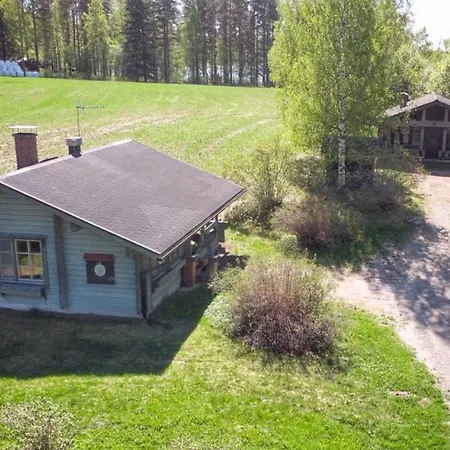 Chalet Puustellin Tyoekylae